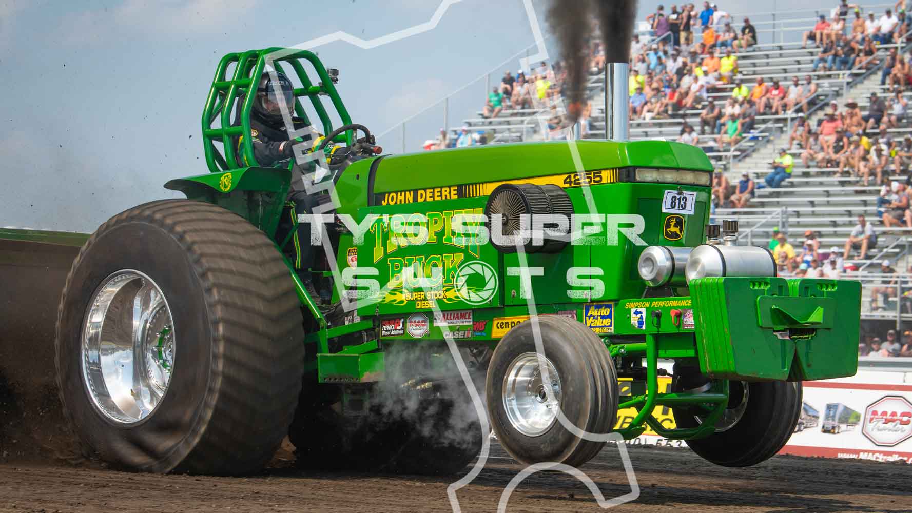trophy-buck-tractor